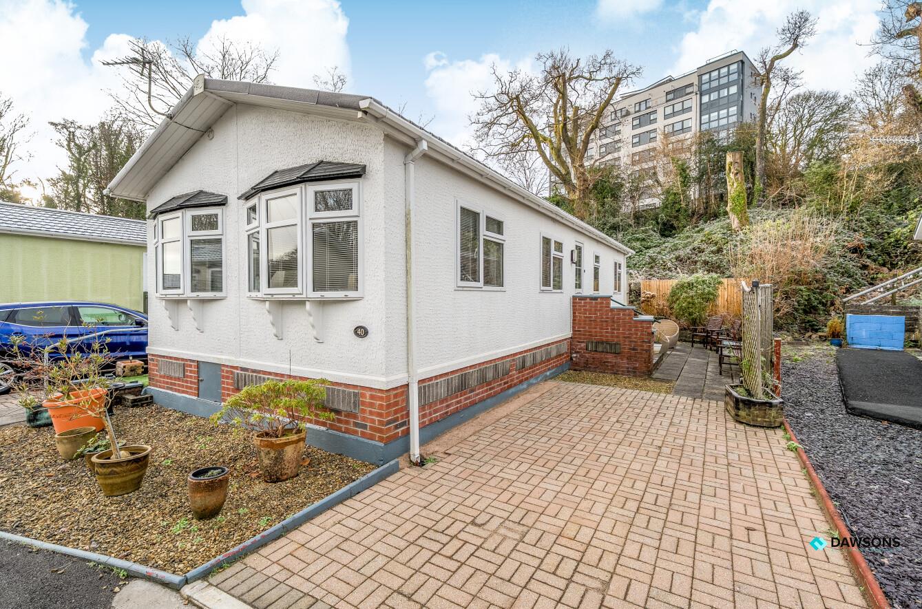 Mill Gardens, Blackpill, Swansea, SA3 5AX